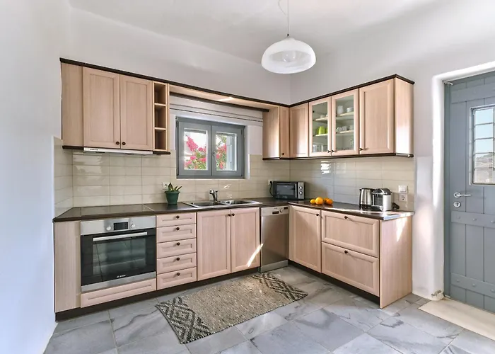 Amelie With Pool And Amazing Sea Views, Paros