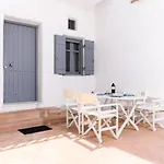 Amelie With Pool And Amazing Sea Views, Paros ヴィラ Márpissa