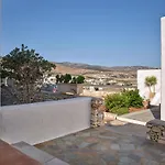 ヴィラ Amelie With Pool And Amazing Sea Views, Paros *