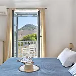 ヴィラ Amelie With Pool And Amazing Sea Views, Paros Márpissa