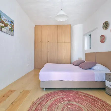 Amelie With Pool And Amazing Sea Views, Paros Marpissa